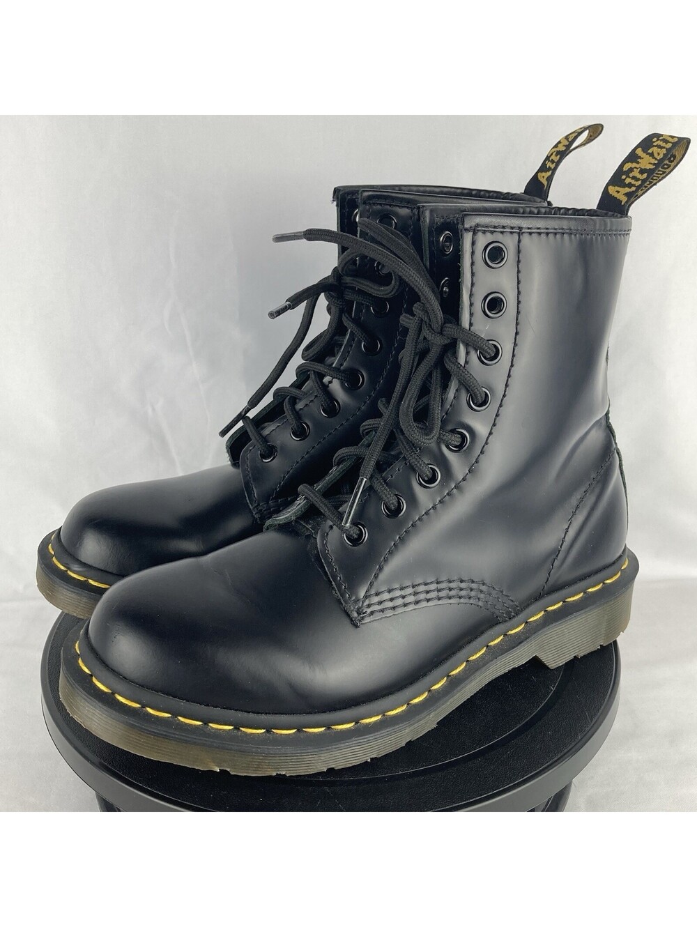 Women’s Size 7 Dr Martens 1460 Black Leather Ankle Combat 8 Eye Boots 11821